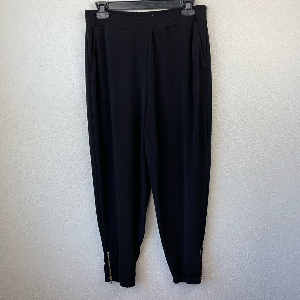 Susan Graver Casual Black Cropped Pants Size S